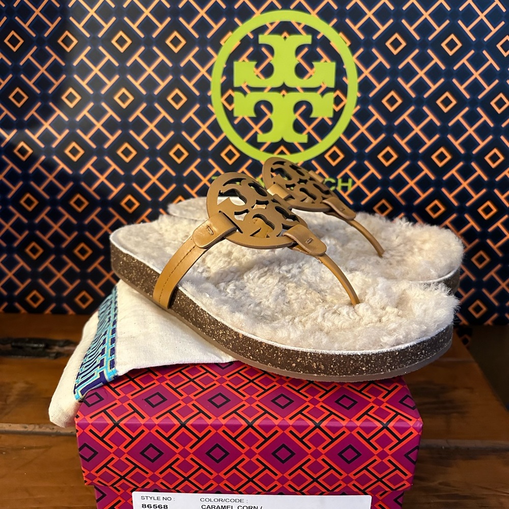 tory burch shearling flip flop,size 10